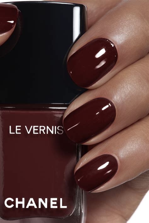 chanel le vernis longwear nail colour obscur|chanel 505 particuliere nail polish.